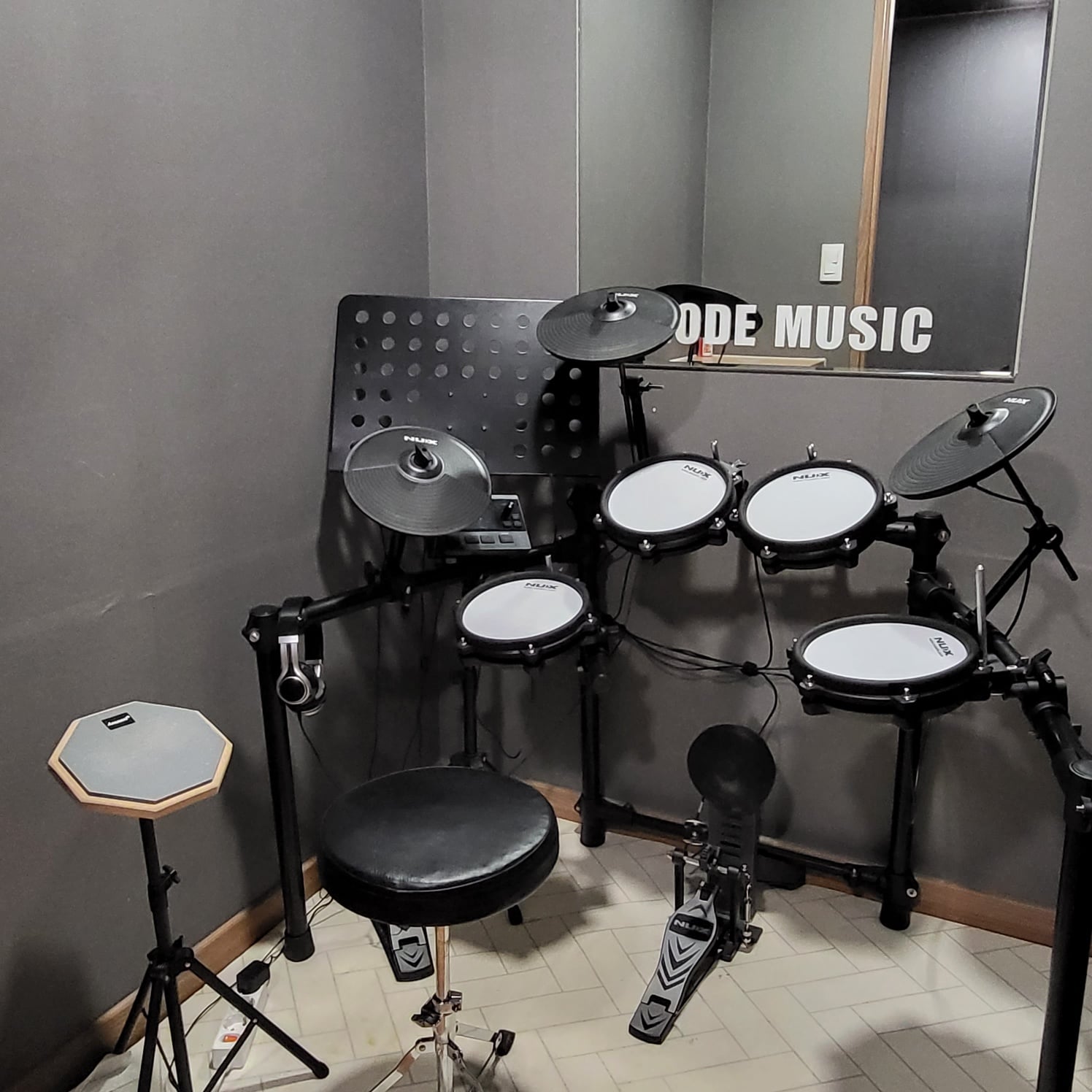 3층 전자드럼연습실.jpg