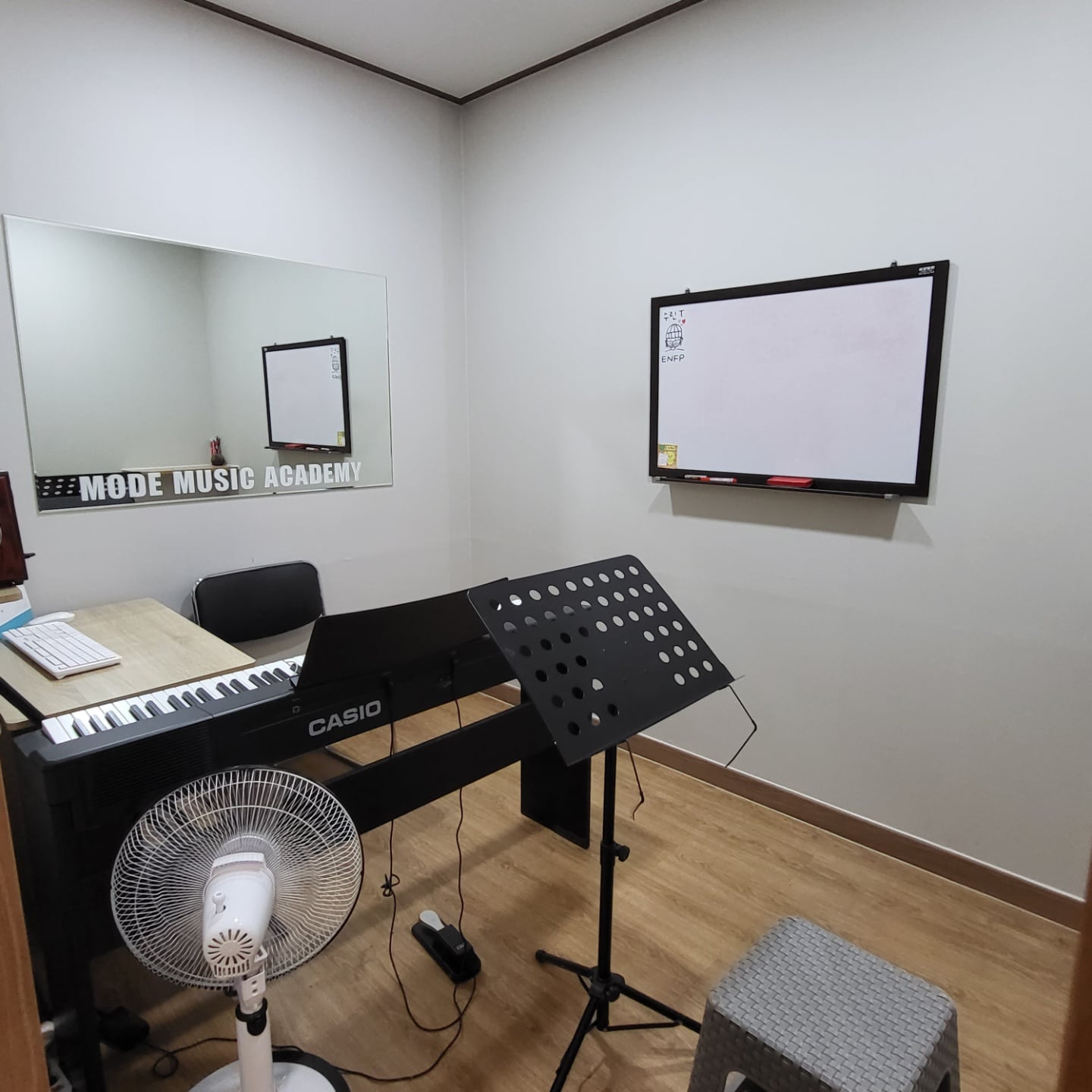 2층 레슨실-5(보컬).jpg