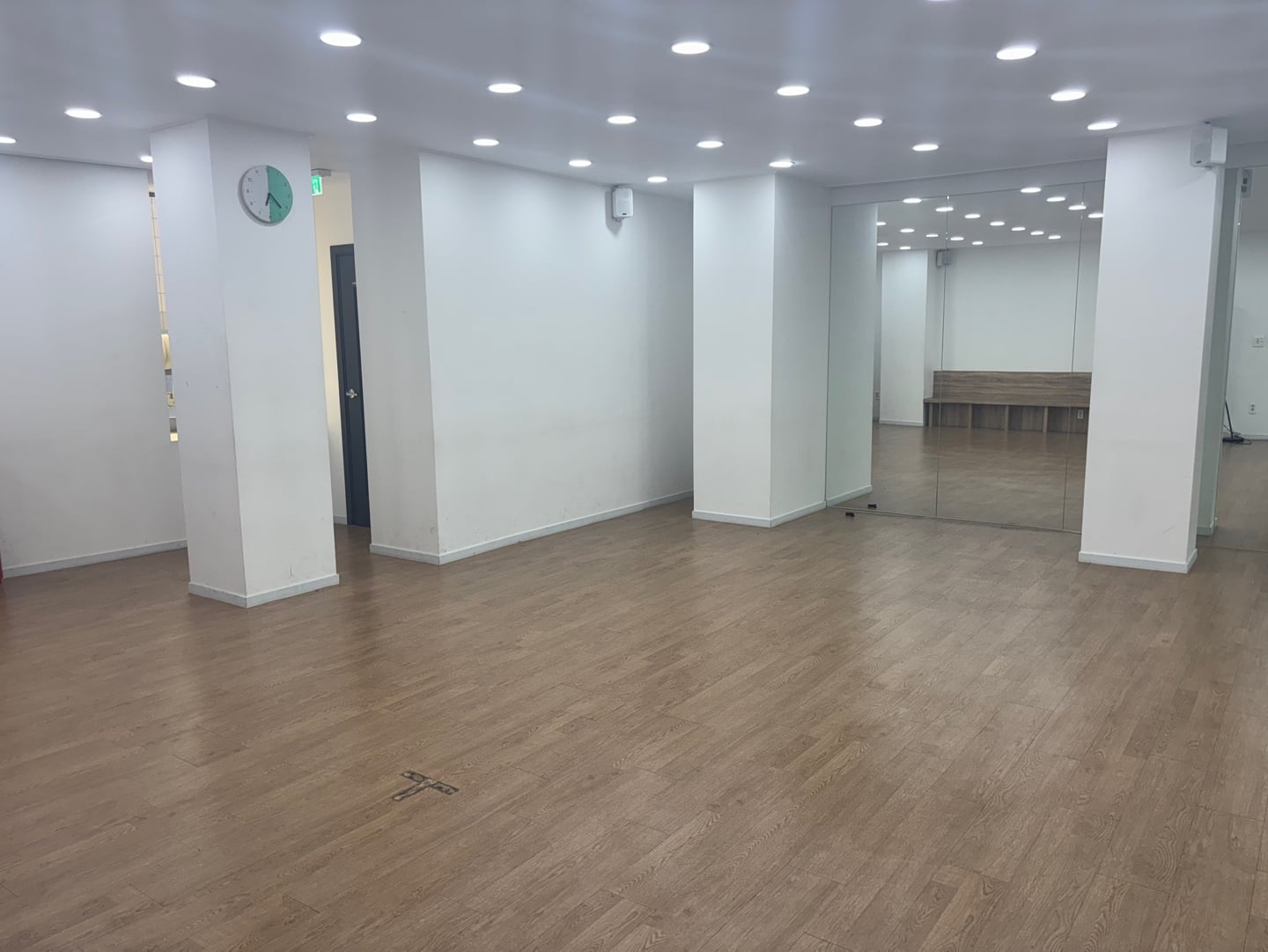 댄스실 3.jpg