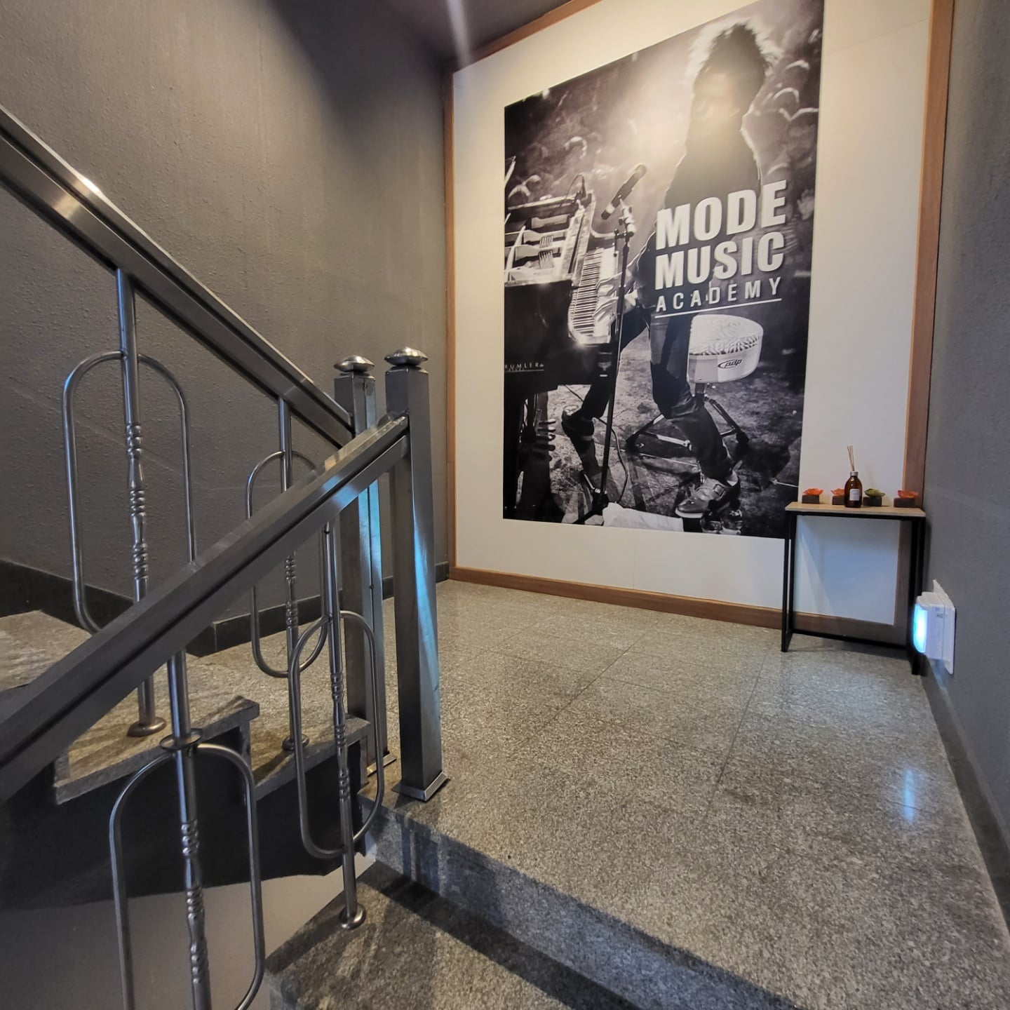 3층 계단-2.jpg