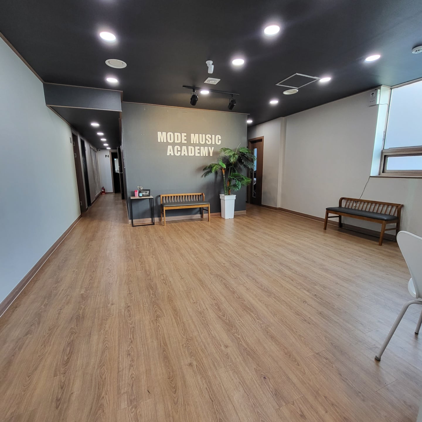 3층 로비-4.jpg